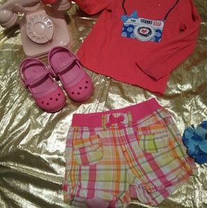 Short shert and flip flops